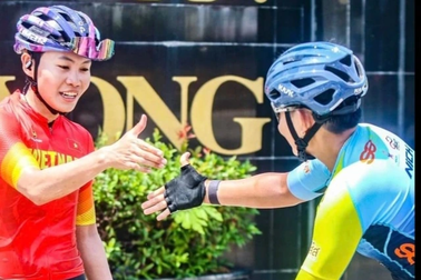 Tay đua Nguyễn Thị Thật chiến thắng ngoạn mục ở đường đua Thái Lan