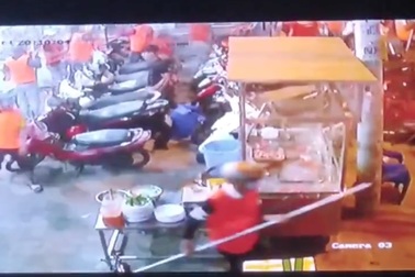 Tạm giữ hình sự 34 đối tượng trong “băng áo cam” đập phá quán ốc