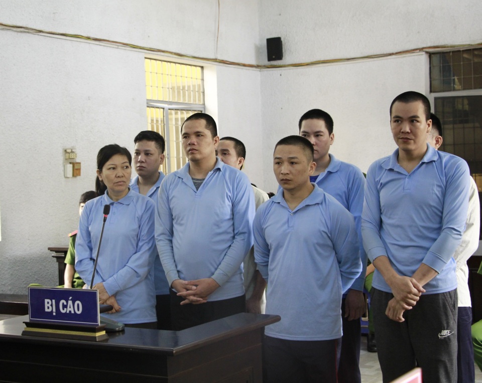 Vụ hỗn chiến giành đất gây thương vong: Bị hại xin giảm án cho 8 bị cáo - 1 Vụ hỗn chiến giành đất gây thương vong: Bị hại xin giảm án cho 8 bị cáo - 1