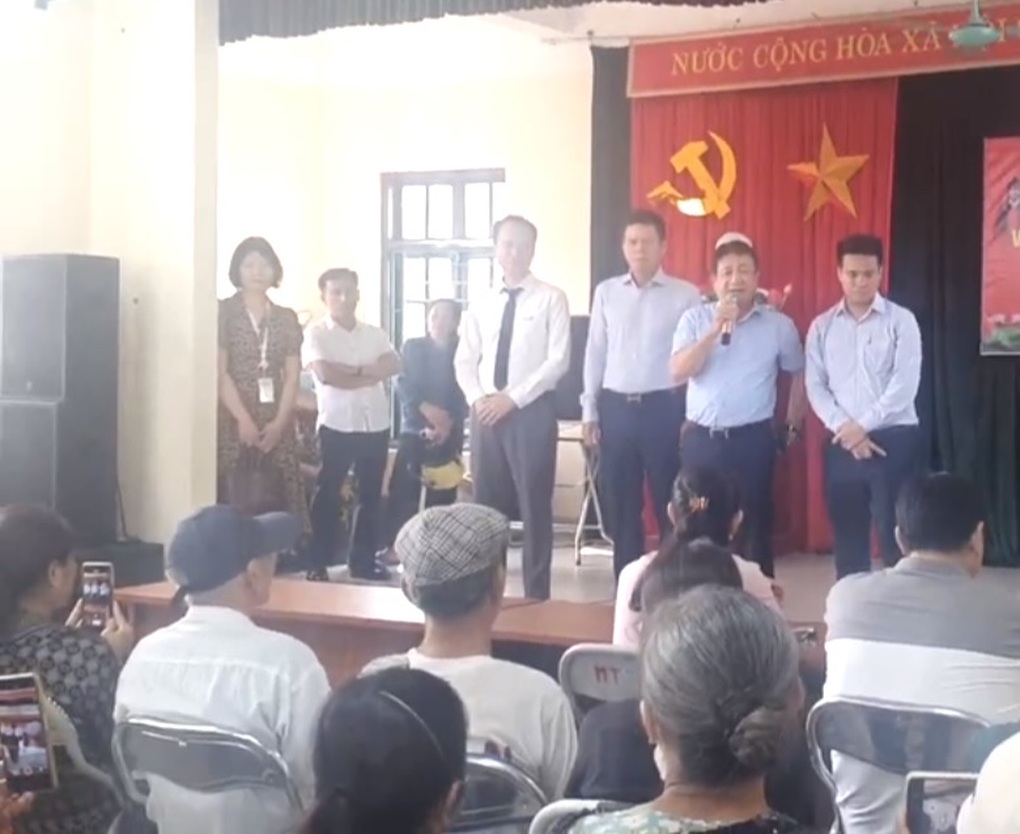 Công an lên tiếng về tin đồn bắt một lãnh đạo chi nhánh ngân hàng ở Hà Nội - 1 Công an lên tiếng về tin đồn bắt một lãnh đạo chi nhánh ngân hàng ở Hà Nội - 1
