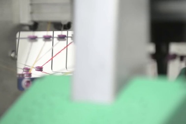 Thiết kế thành công máy thêu kỹ thuật số lấy cảm hứng từ máy in 3D