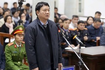 Ông Đinh La Thăng: “Tôi không biết, sang tuần các ông phải chuyển tiền cho PVC”