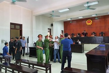 Bị cáo 4 lần hầu tòa trong “kỳ án” cướp đò trên sông Ka Long bị tuyên y án sơ thẩm 7 năm tù