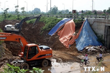 Hà Nội xét lại năng lực của Vinaconex sau vụ vỡ ống nước bị khởi tố