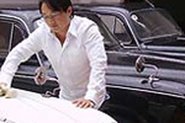 Làm thương hiệu trong... toilet