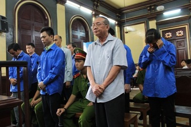 Đề nghị tử hình nguyên Tổng giám đốc công ty cho thuê tài chính ALCII