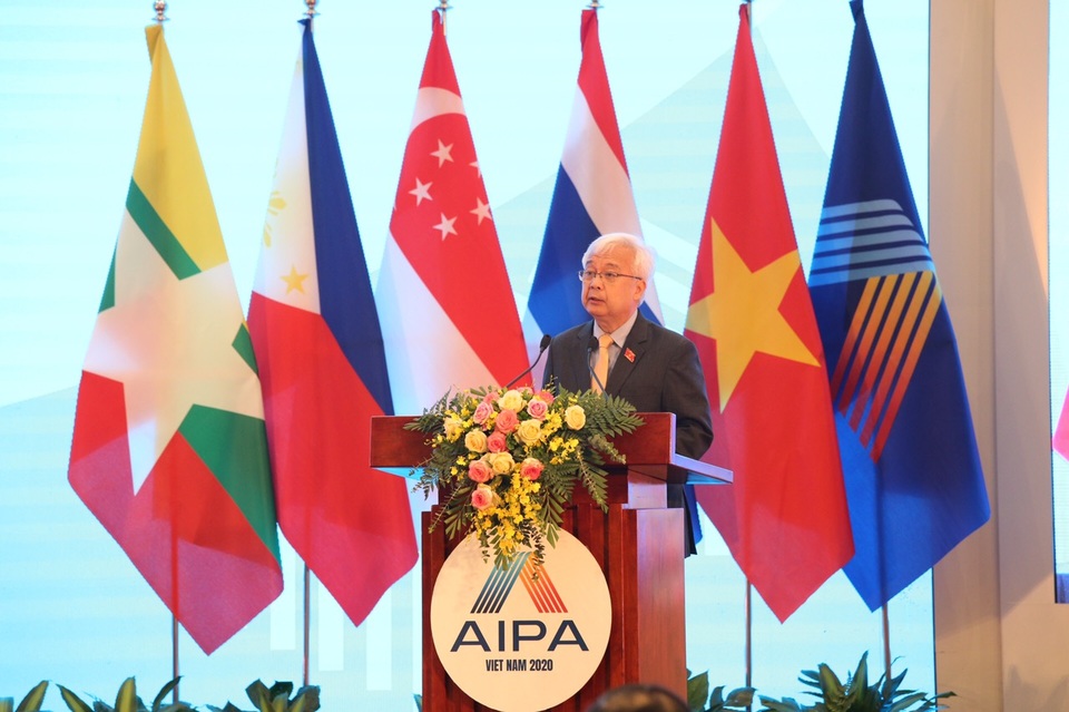Lãnh đạo nghị viện ASEAN ký điện tử thông qua thông cáo chung của AIPA - 4 Lãnh đạo nghị viện ASEAN ký điện tử thông qua thông cáo chung của AIPA - 4