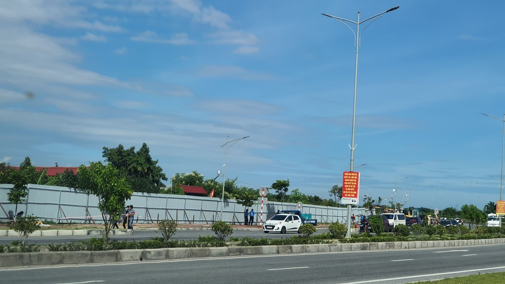 Điều lực lượng chuẩn bị cưỡng chế khu đất quốc phòng bị giang hồ cát cứ - 1 Điều lực lượng chuẩn bị cưỡng chế khu đất quốc phòng bị giang hồ cát cứ - 1