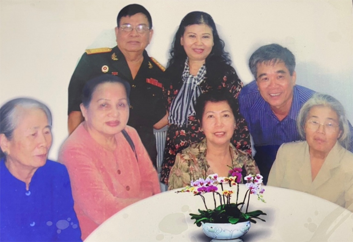 Bí ẩn mật khu: Có một mối tình như thế - 1 Bí ẩn mật khu: Có một mối tình như thế - 1
