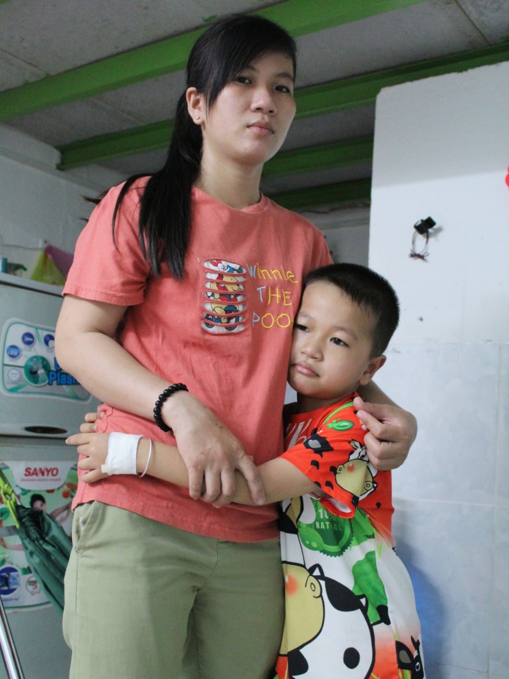 Mẹ đơn thân tuyệt vọng cầu xin bạn đọc Dân trí giúp cứu mạng con - 8 Mẹ đơn thân tuyệt vọng cầu xin bạn đọc Dân trí giúp cứu mạng con - 8