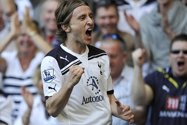 Chelsea quyết mua Luka Modric với giá 30 triệu bảng