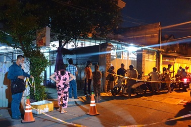 Truy sát sau vụ va quệt giao thông, một thanh niên bị đâm chết