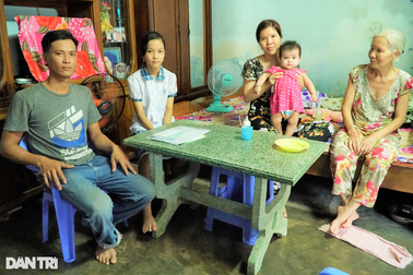 Vợ bị vỡ mạch máu não, chồng một mình nuôi cả nhà đau ốm