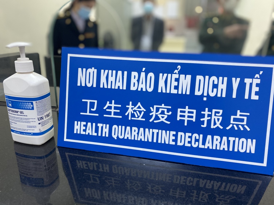 Cách ly y tế với khách nhập cảnh từ vùng dịch của Iran, Ý - 1 Cách ly y tế với khách nhập cảnh từ vùng dịch của Iran, Ý - 1