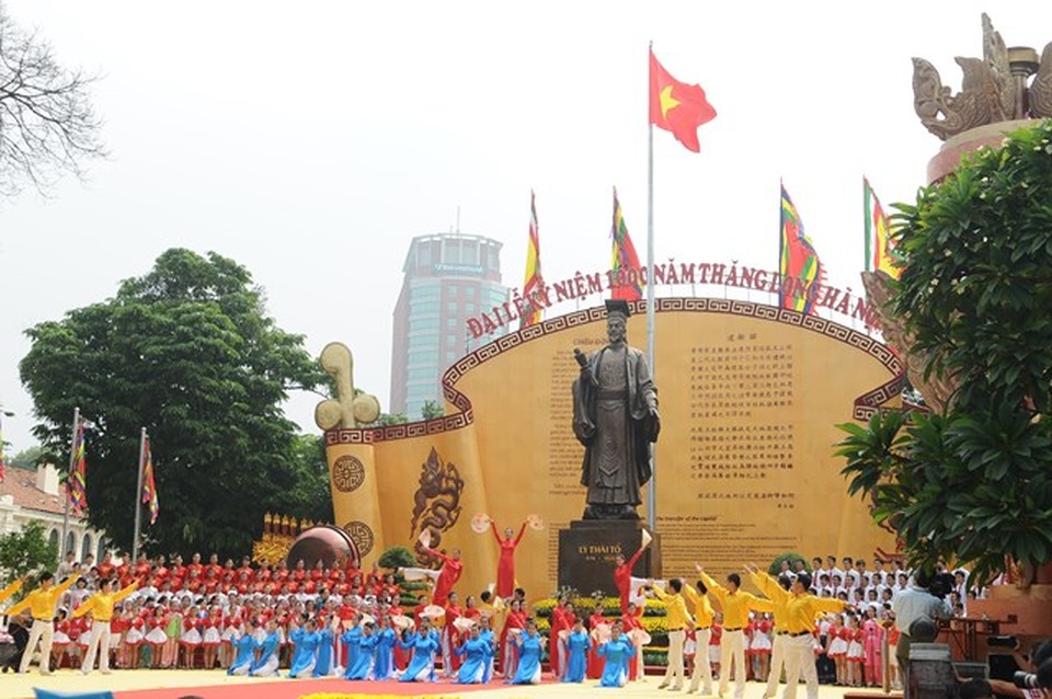 Nhiều hoạt động kỷ niệm 1010 năm Thăng Long - Hà Nội - 1 Nhiều hoạt động kỷ niệm 1010 năm Thăng Long - Hà Nội - 1