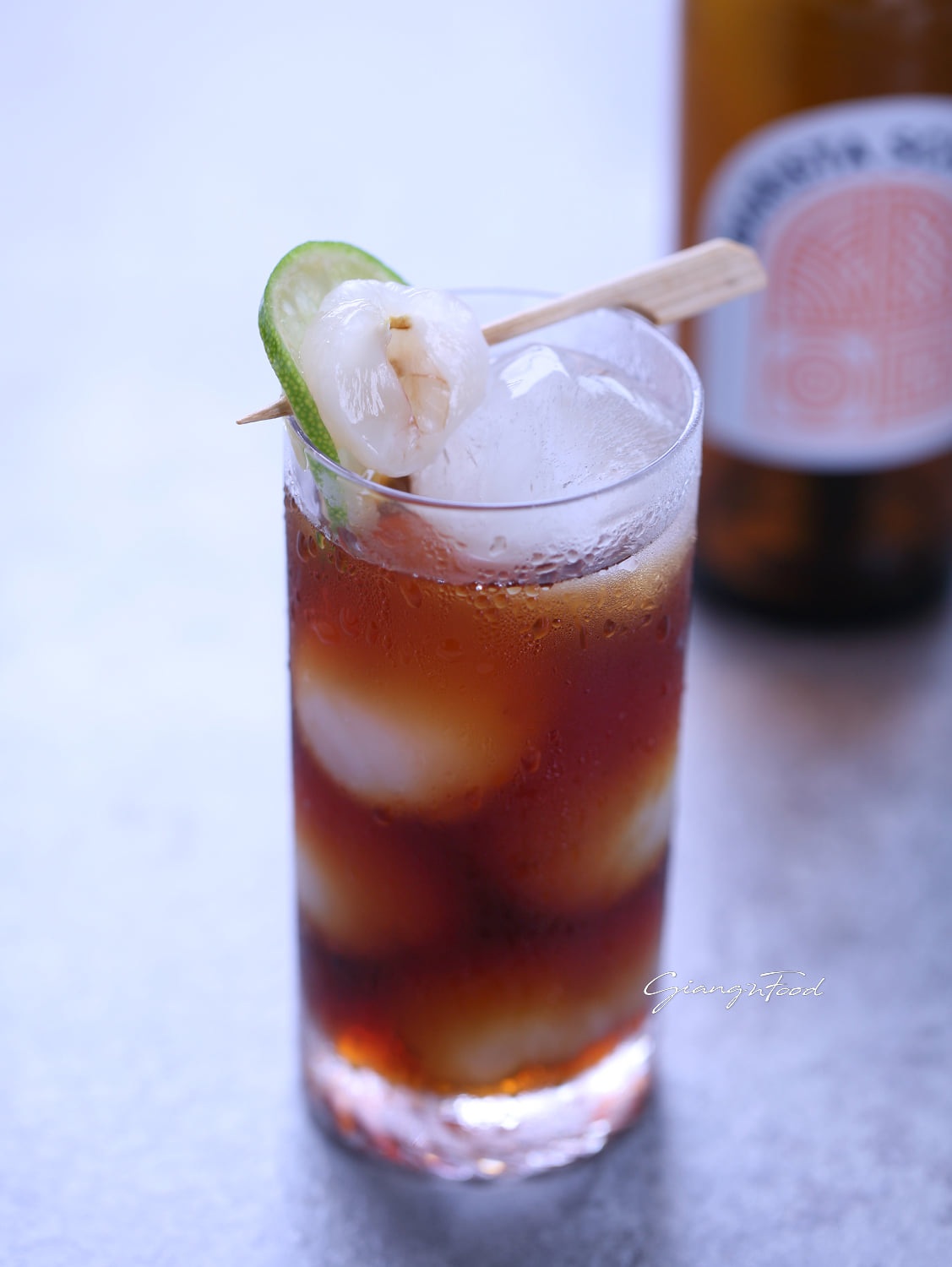 Cách pha Cold Brew với vải thiều tươi | Báo Dân trí