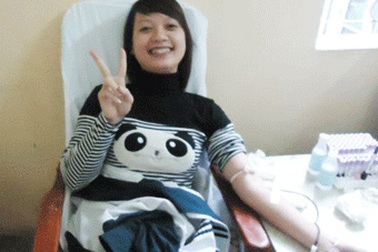 “Nữ thủ lĩnh” xinh đẹp trong phong trào hiến máu