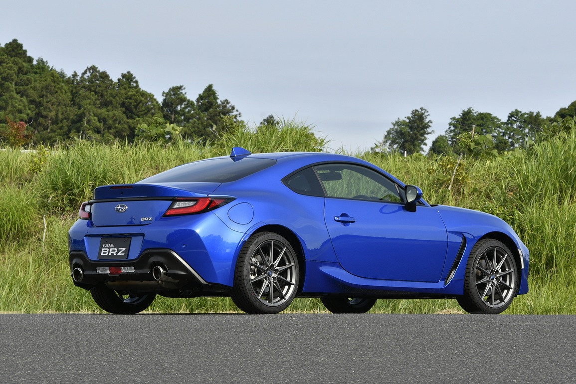 Subaru BRZ 2022 - xe thể thao giá 1,9 tỷ đồng cho khách Việt - 3 Subaru BRZ 2022 - xe thể thao giá 1,9 tỷ đồng cho khách Việt - 3