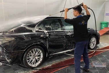 Ô tô han gỉ chỉ vì ông chủ quá chăm rửa xe