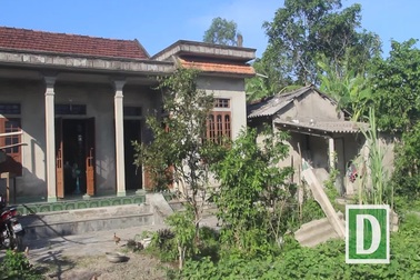 Nỗi lo trước ngày nhập trường của nam sinh nghèo Quảng Trị