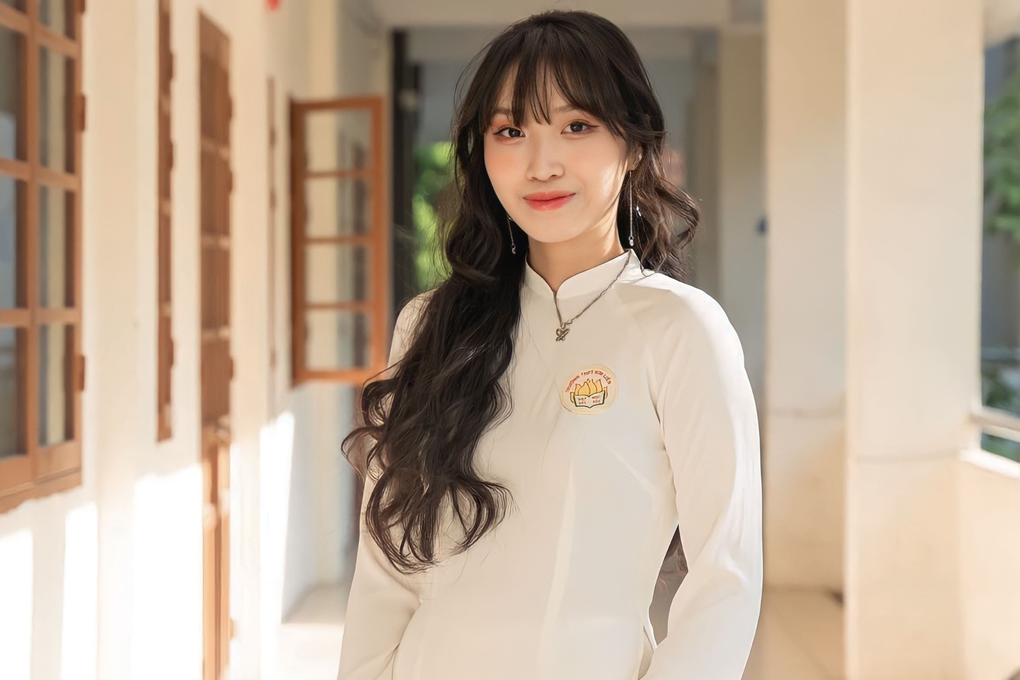 Nữ sinh có điểm văn cao nhất Hà Nội: Không thích flex thành tích lên mạng - 1 Nữ sinh có điểm văn cao nhất Hà Nội: Không thích flex thành tích lên mạng - 1