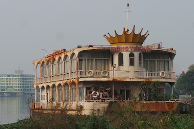 Bến du thuyền Hồ Tây hoang phế trước ngày di dời