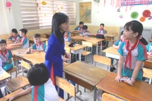 Phương án mới xử lý vụ cô giáo xin ủng hộ tiền mua máy tính