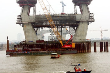 Bộ trưởng Thăng: Xử lý trách nhiệm nếu điều chỉnh dự án gây thất thoát