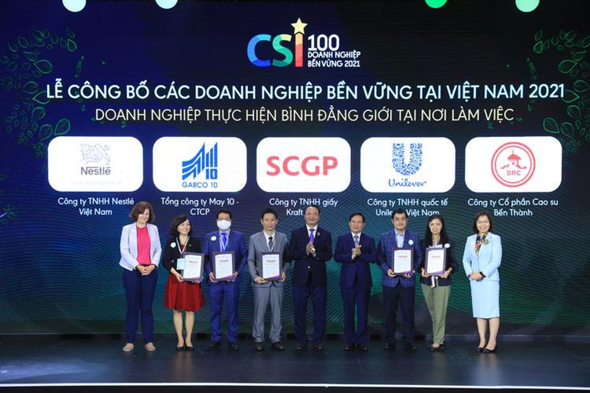 Nestlé đạt thành tích kép về phát triển bền vững và nhân sự - 1 Nestlé đạt thành tích kép về phát triển bền vững và nhân sự - 1