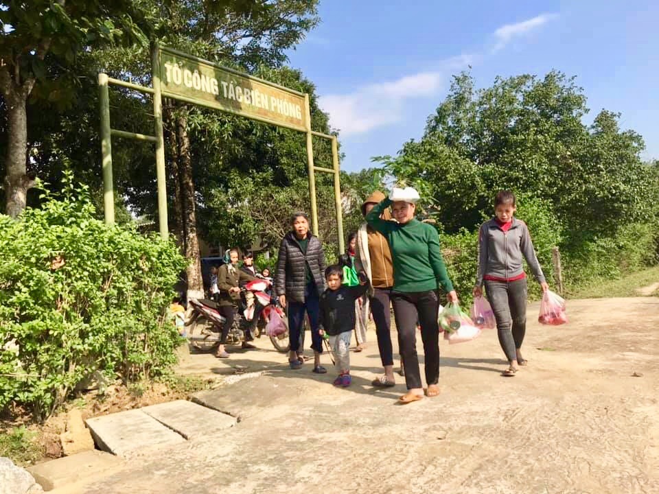 Ngày mới ở bản Rào Tre - 7 Ngày mới ở bản Rào Tre - 7