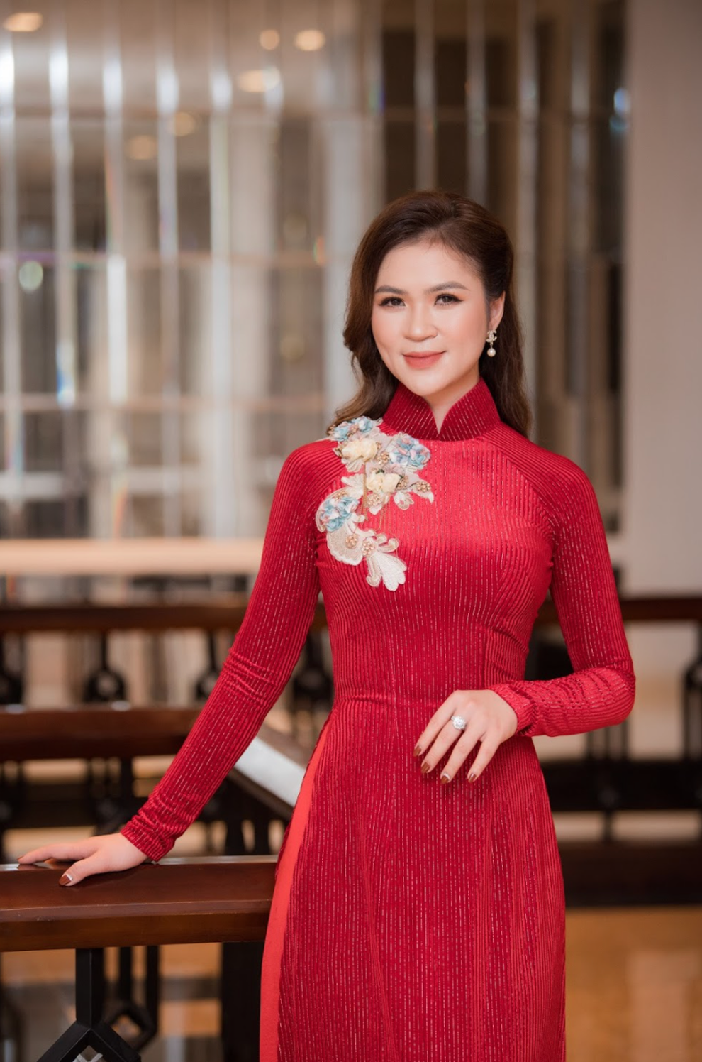 Diễm Hương làm giám khảo cuộc thi Nữ hoàng trang sức - 2 Diễm Hương làm giám khảo cuộc thi Nữ hoàng trang sức - 2