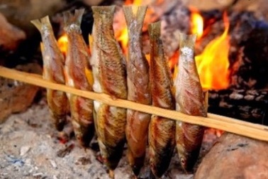 Thưởng thức món ăn tuyệt ngon khi khám phá mùa lúa Mù Căng Chải