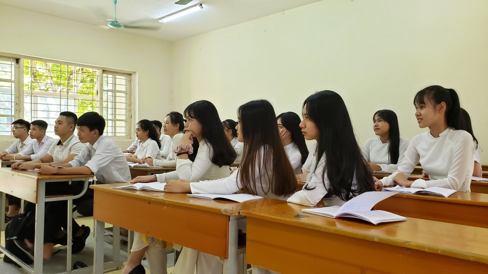 Đào tạo nghề kèm học văn hóa từ đầu cấp 3 với mô hình 9+ thiết thực - 2 Đào tạo nghề kèm học văn hóa từ đầu cấp 3 với mô hình 9+ thiết thực - 2
