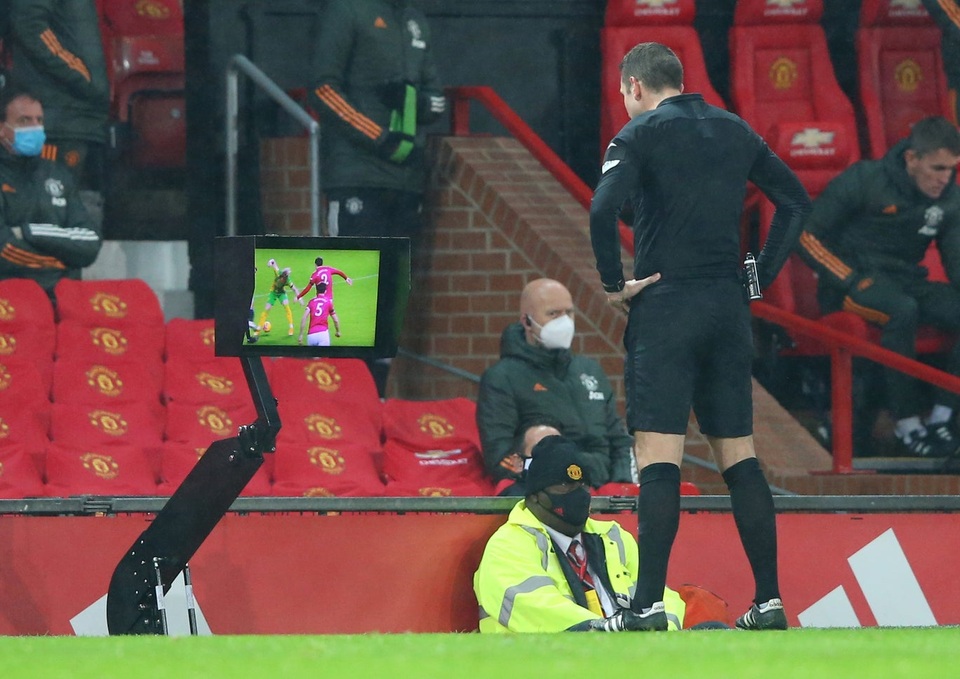 Nhìn lại trận thắng tẻ nhạt của Man Utd trước West Brom - 10