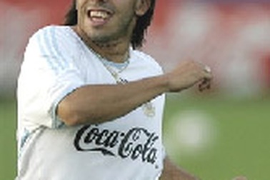 Tevez chỉ là "kép phụ" ở ĐT Argentina 