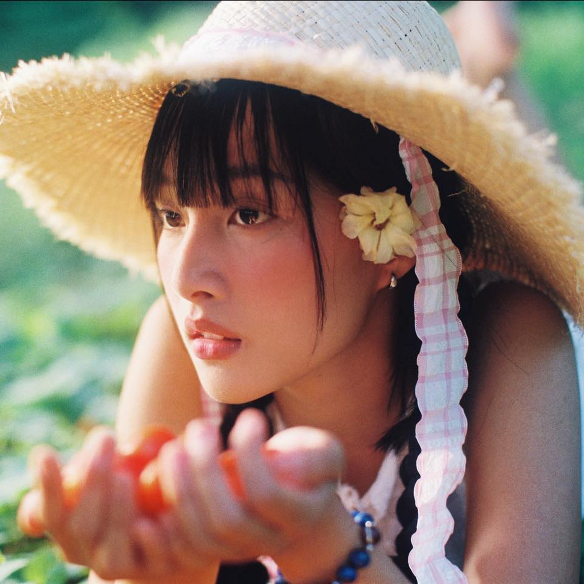 Vẻ đẹp trong trẻo của nàng thơ 24 tuổi đóng nữ chính phim kinh dị Việt - 4 Vẻ đẹp trong trẻo của nàng thơ 24 tuổi đóng nữ chính phim kinh dị Việt - 4