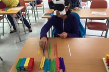 Xôn xao lớp học kích não biến con thành thiên tài