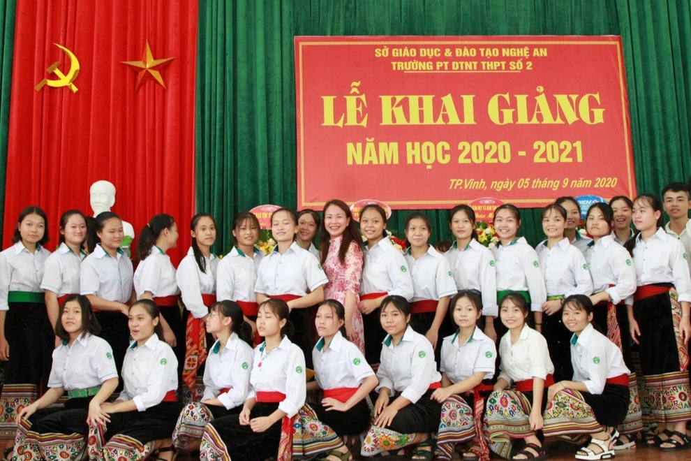 Trường dân tộc nội trú có 36 em đỗ đại học từ 30 điểm trở lên - 3 Trường dân tộc nội trú có 36 em đỗ đại học từ 30 điểm trở lên - 3