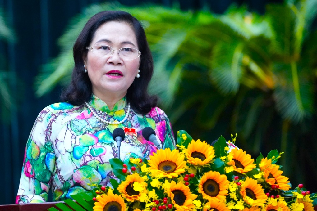 HĐND TPHCM miễn nhiệm, cho thôi làm đại biểu đối với Phó trưởng Ban Đô thị - 1 HĐND TPHCM miễn nhiệm, cho thôi làm đại biểu đối với Phó trưởng Ban Đô thị - 1