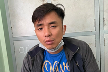 Người dân bắt giữ thanh niên cướp 2 điện thoại iPhone 14 Promax