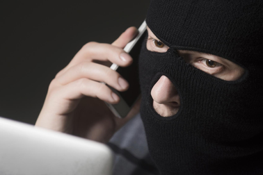 "Kêu trời" với nạn quấy rối vì dịch vụ thu hồi nợ tự động qua điện thoại