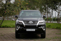Bị "lên gối" hơn 100 triệu đồng, có nên mua Toyota Fortuner?