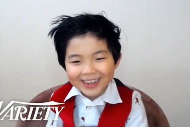 Alan S. Kim đáng yêu khi trả lời phỏng vấn