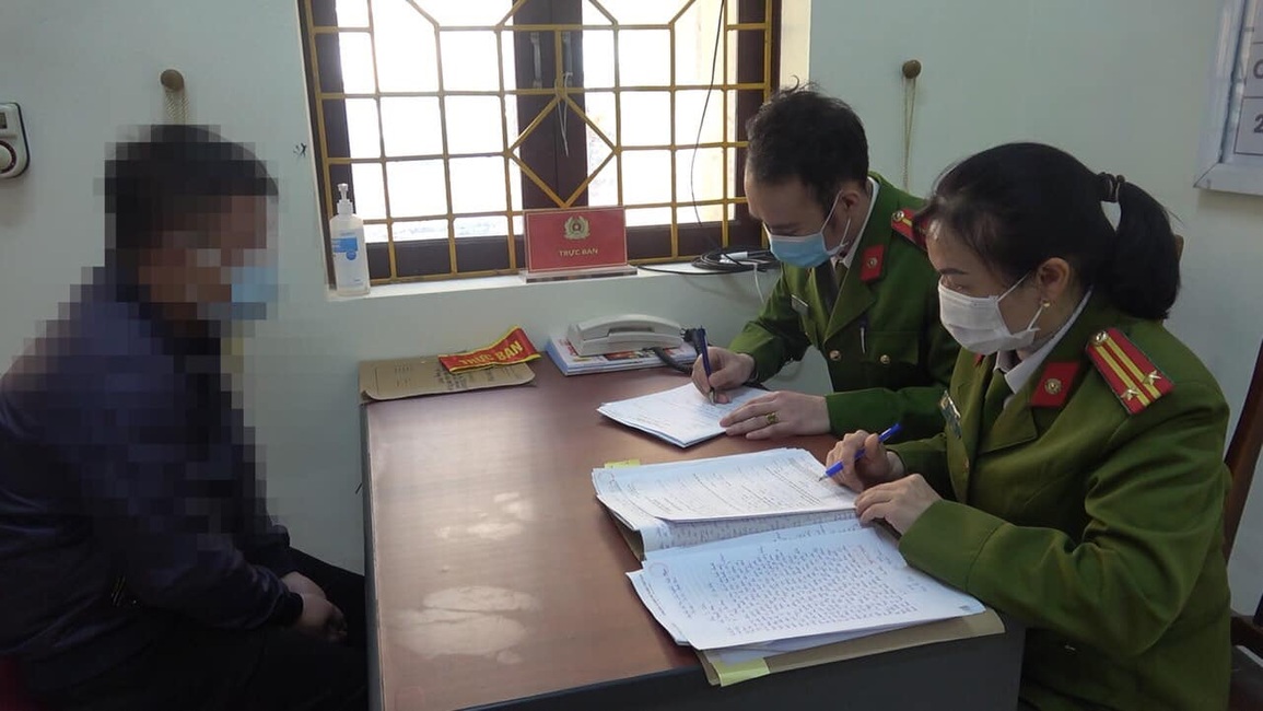 Mua dâm thiếu nữ dưới 18 tuổi, 5 người bị khởi tố - 1