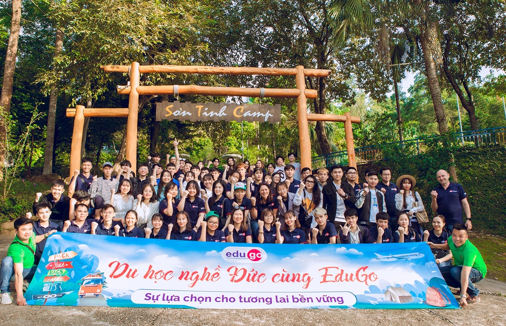 Đại học có phải là lựa chọn duy nhất cho học sinh tốt nghiệp THPT? - 1