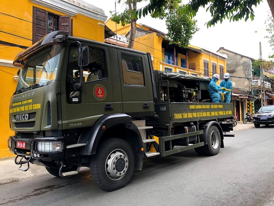 Binh chủng hóa học phun hóa chất khử trùng toàn bộ Hội An - 2 Binh chủng hóa học phun hóa chất khử trùng toàn bộ Hội An - 2