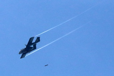 Philippines không kích nhầm khiến 2 binh sĩ thiệt mạng