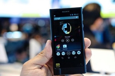 Sony ra mắt máy nghe nhạc cầm tay giá 1.200USD