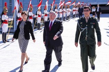 Vợ Đại sứ Hy Lạp bị nghi cấu kết với người tình để giết chồng