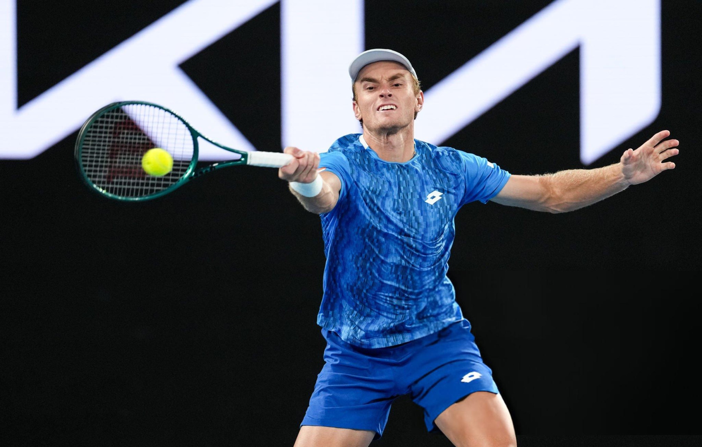 Sinner berjaya kembali menentang pemain Australia - 2 Sinner lội ngược dòng thành công trước tay vợt người Australia - 2